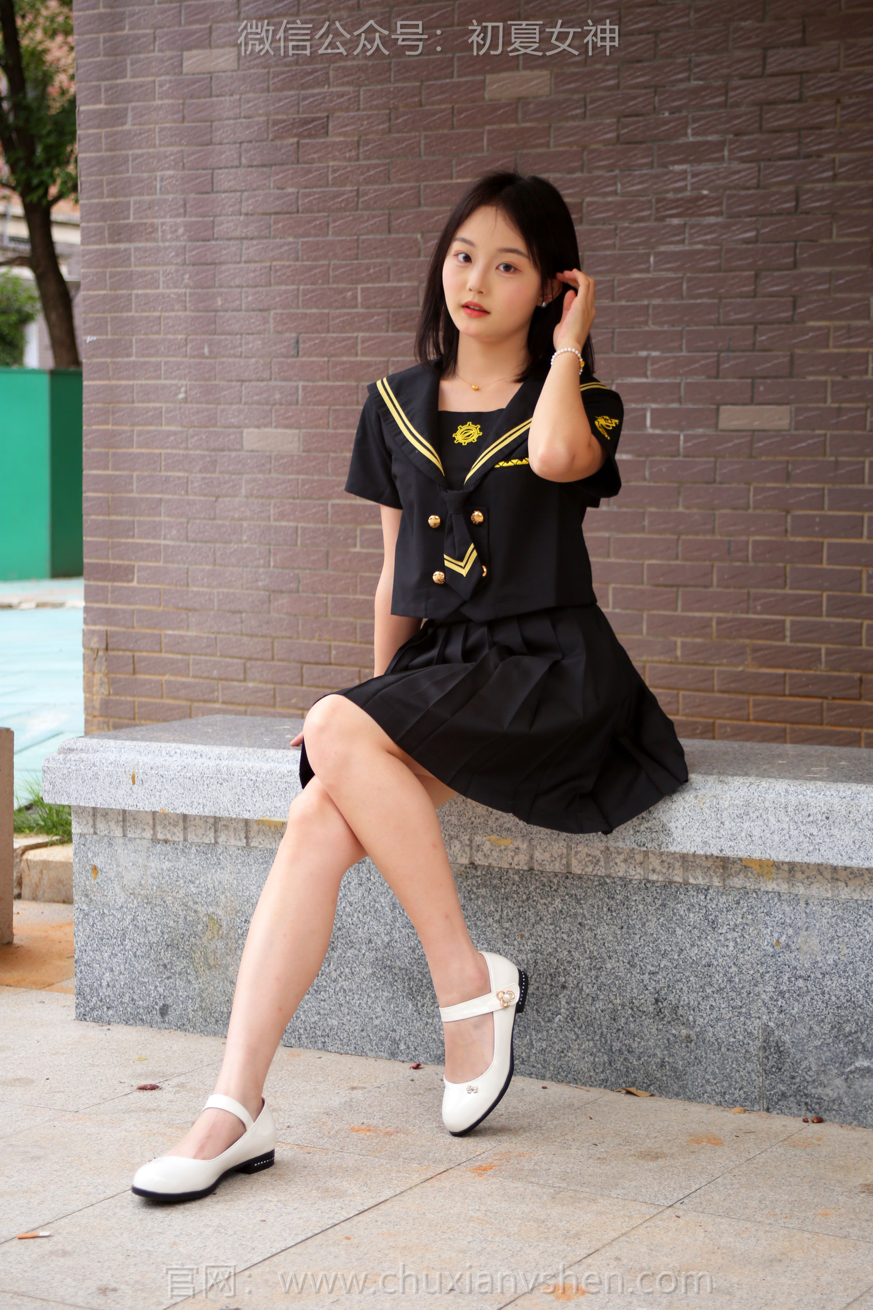 初夏女神 No.216 双双 黑系水手服 第6张图