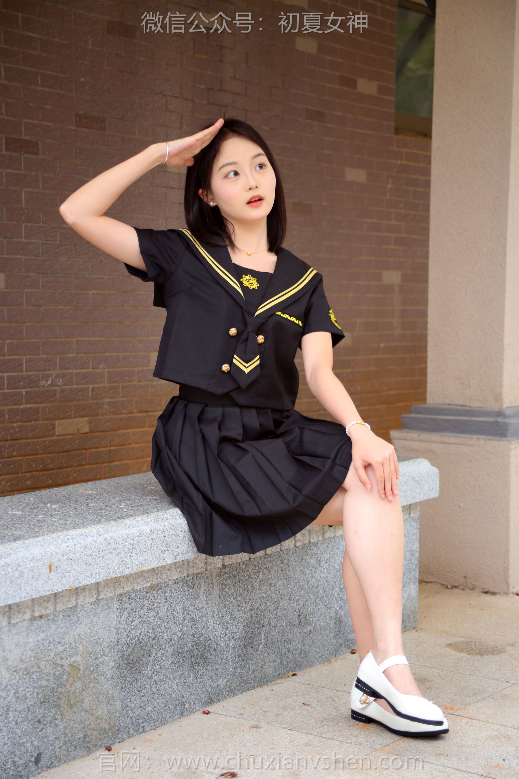 初夏女神 No.216 双双 黑系水手服 第8张图
