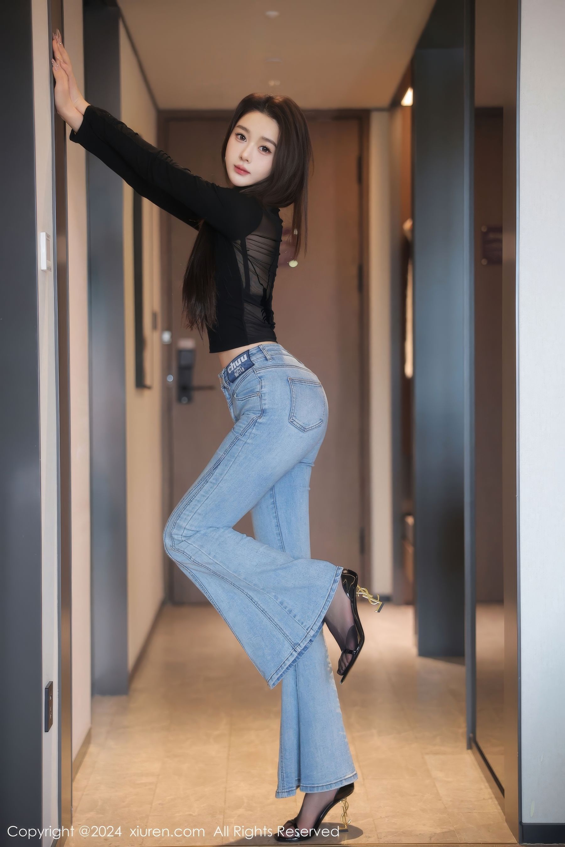 [秀人XiuRen] 2024.12.06 No.9555 Candy糖糖 第2张图