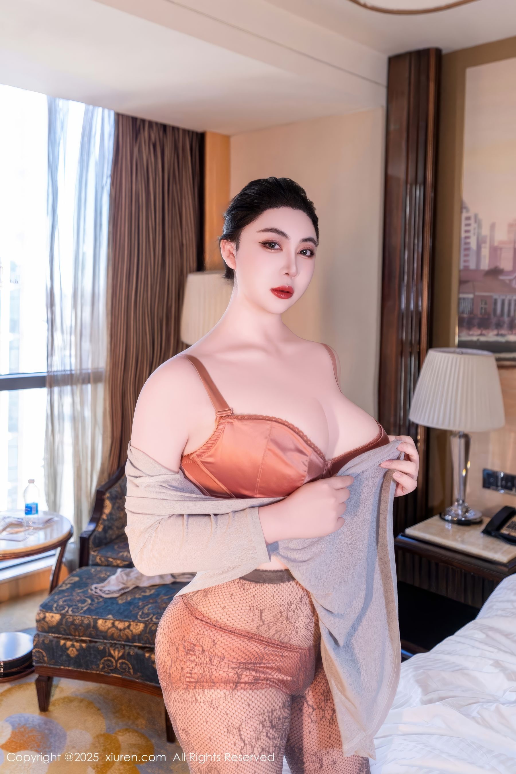 [秀人XiuRen] 2025.03.03 No.9955 风景尤美 第20张图