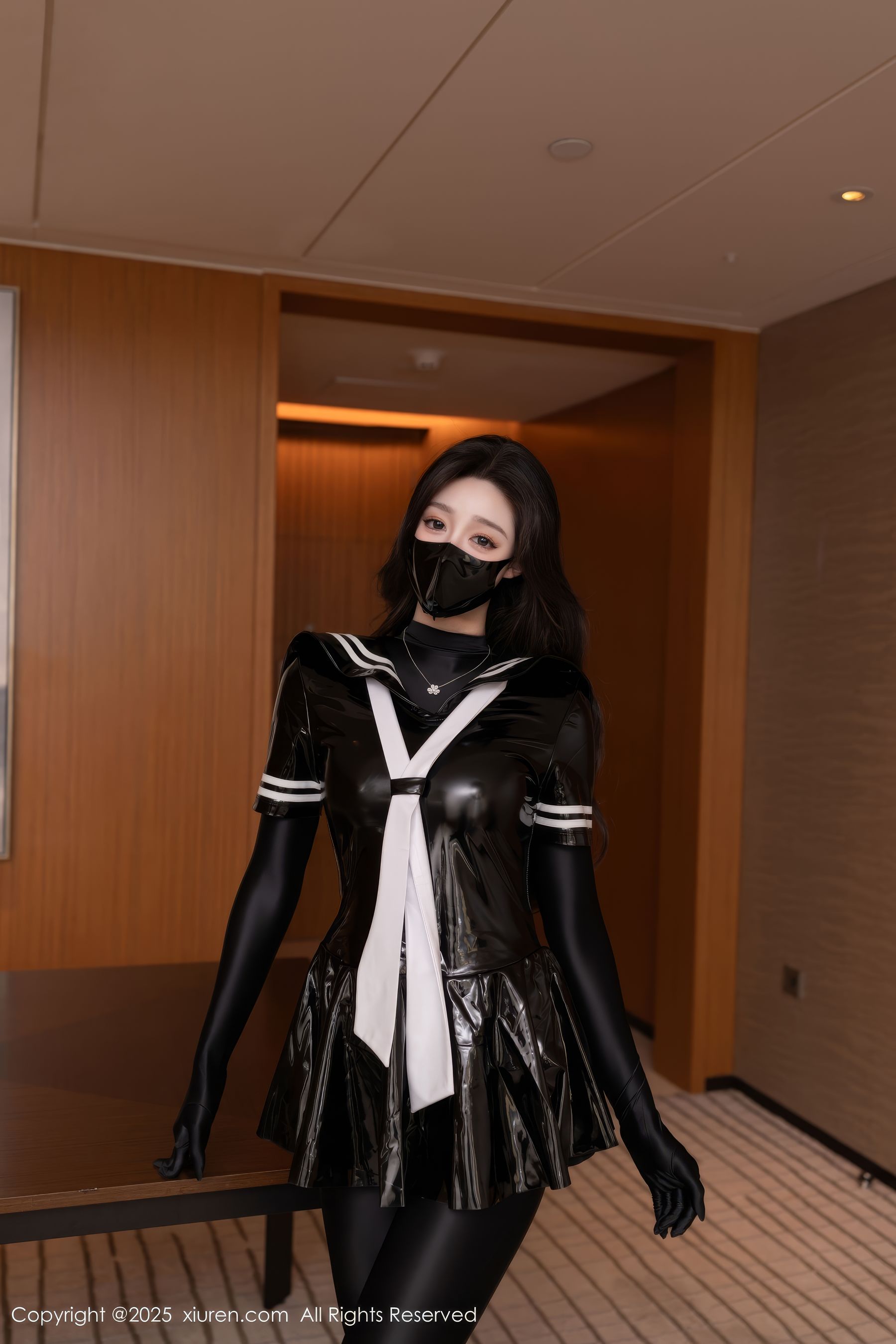 [秀人XiuRen] 2025.03.28 No.10087 小逗逗 第1张图